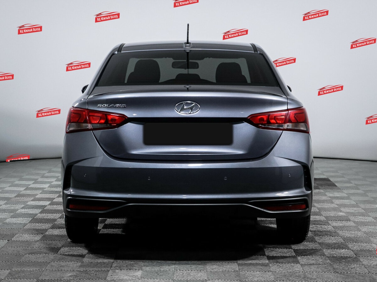 Купить Hyundai Solaris с пробегом. Фото: #4