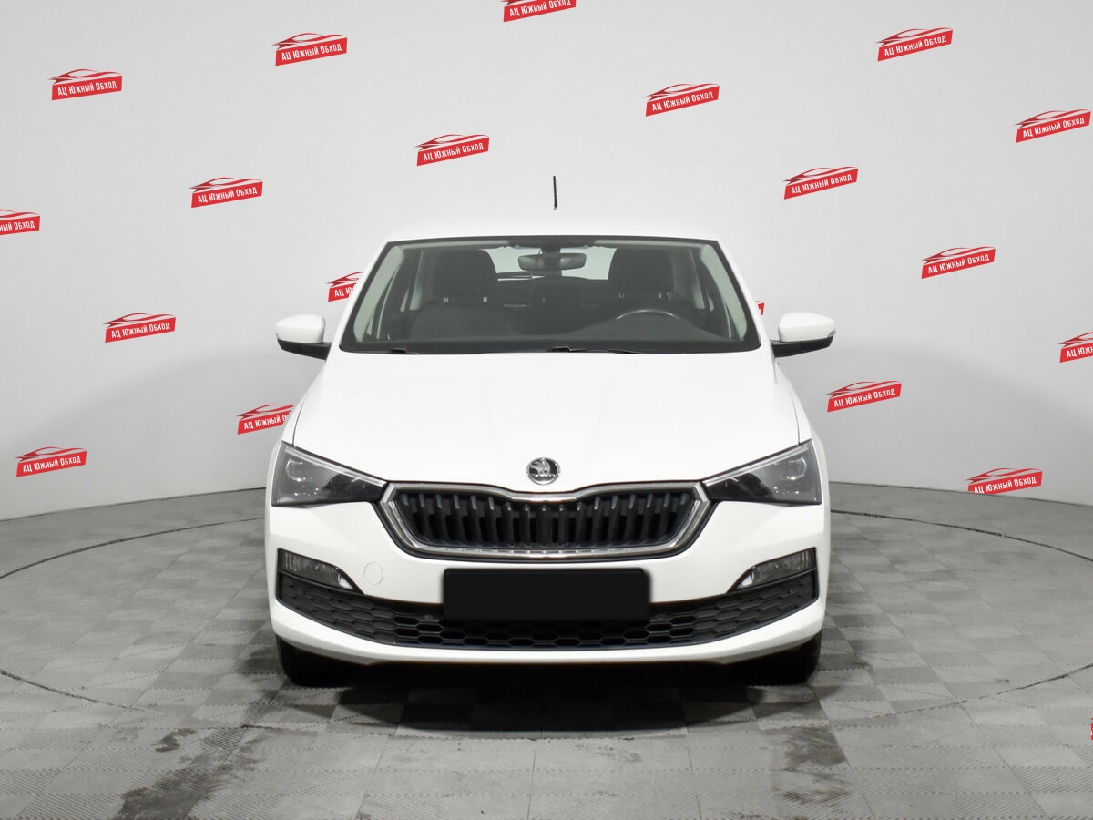 Купить Skoda Rapid с пробегом. Фото: #1