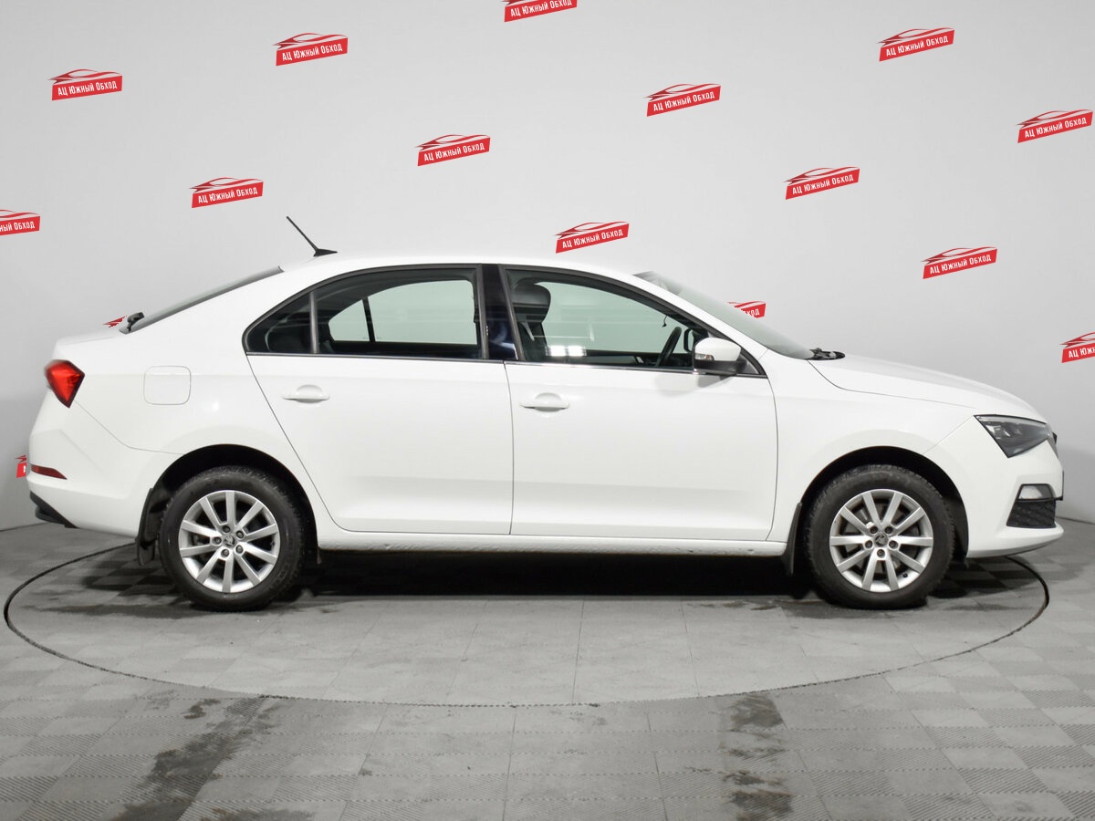 Купить Skoda Rapid с пробегом. Фото: #3