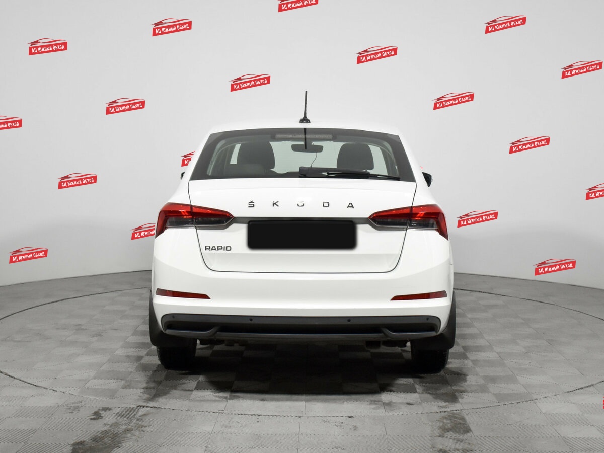 Купить Skoda Rapid с пробегом. Фото: #5