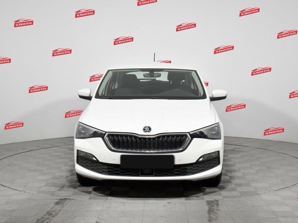 Купить Skoda Rapid с пробегом. Фото: #1