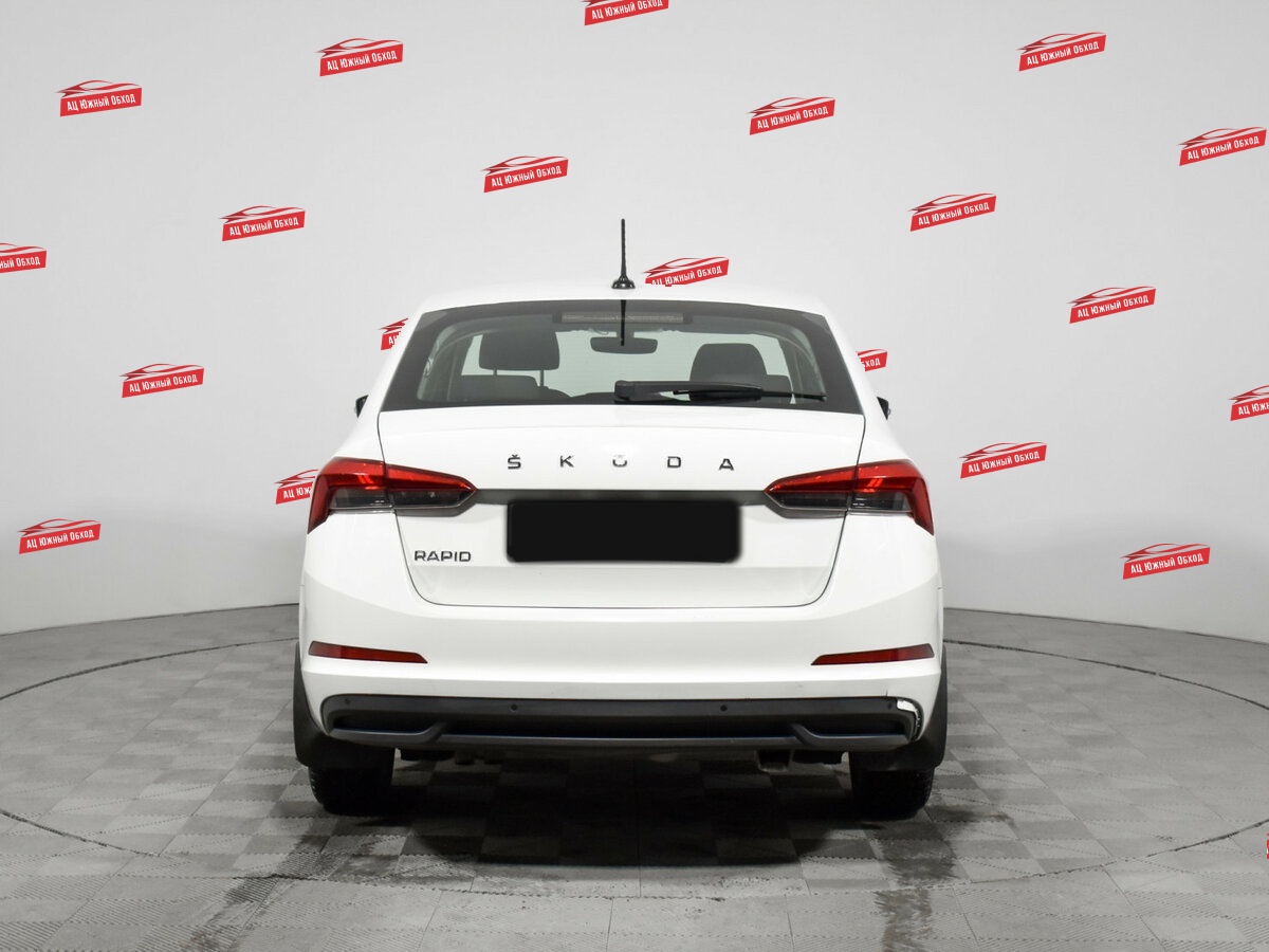 Купить Skoda Rapid с пробегом. Фото: #5