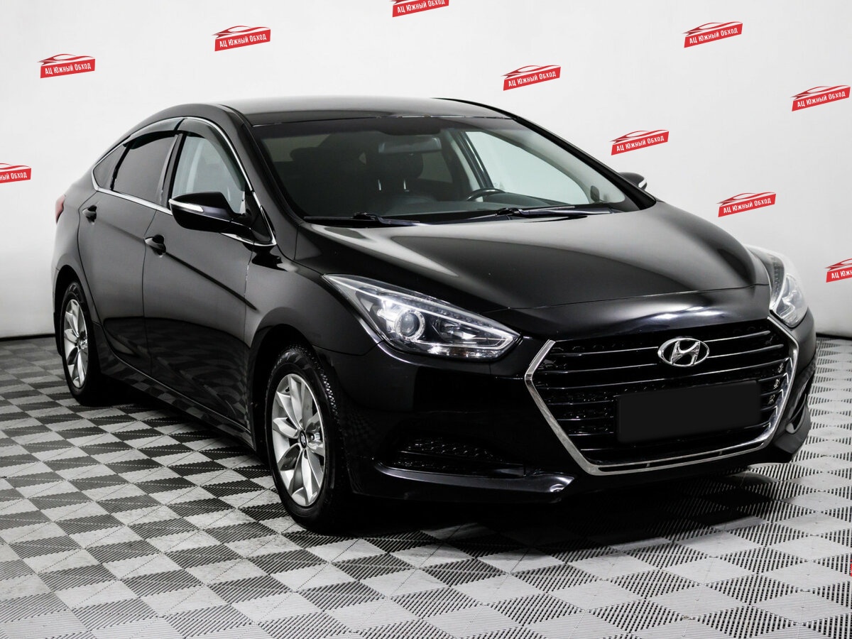 Купить Hyundai i40 с пробегом. Фото: #2