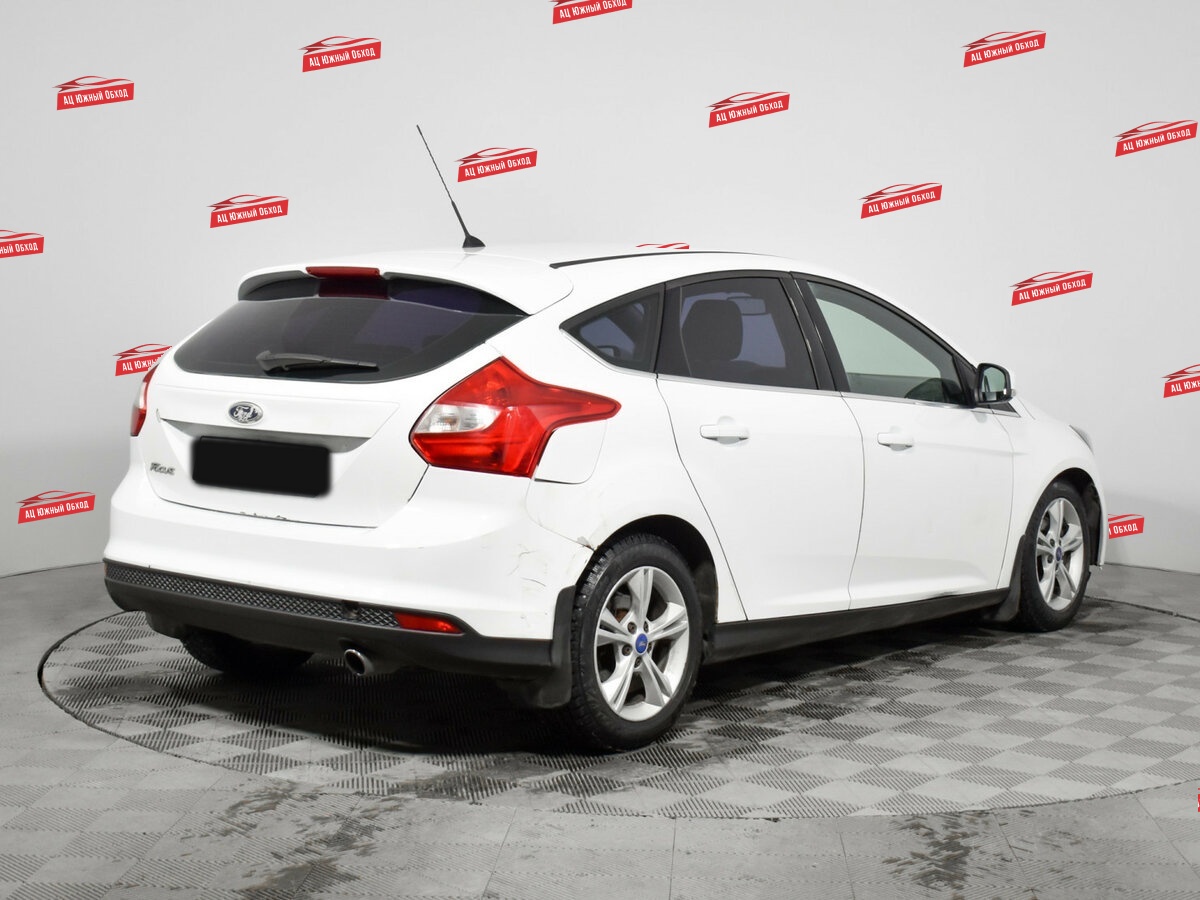 Купить Ford Focus с пробегом. Фото: #4