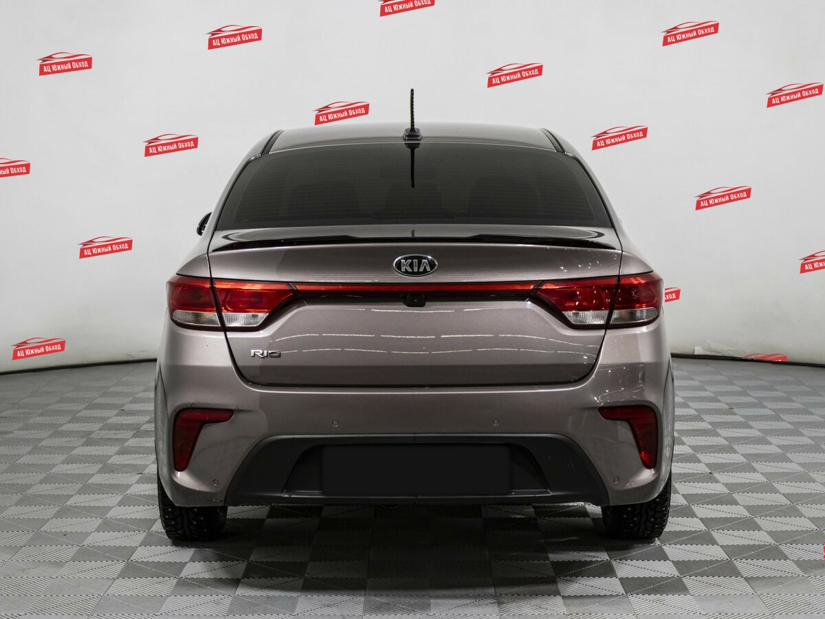 Купить Kia Rio с пробегом. Фото: #4