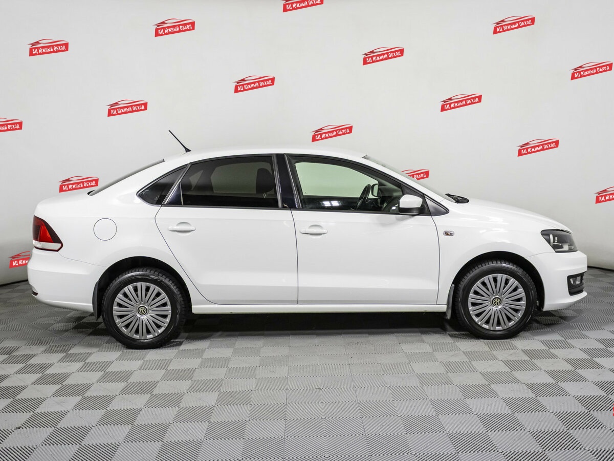 Купить Volkswagen Polo с пробегом. Фото: #3