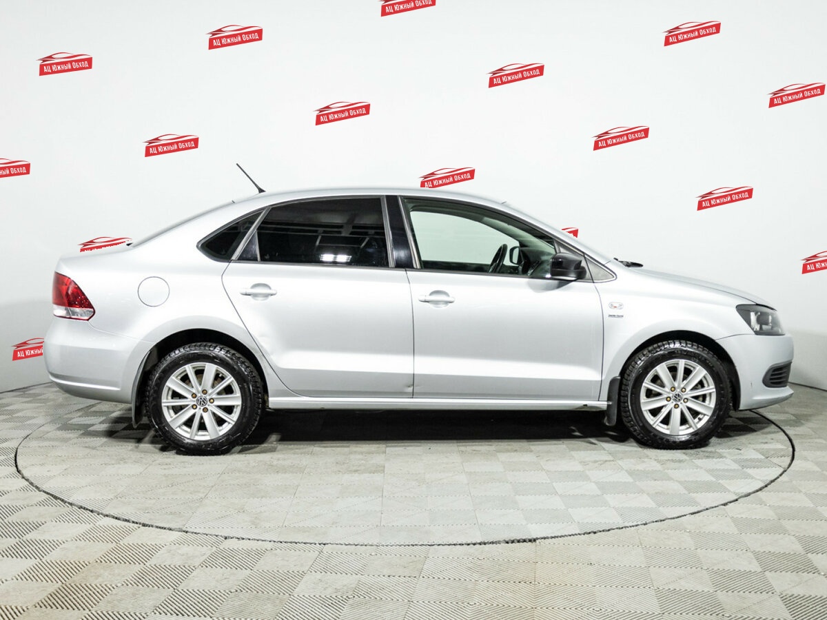 Купить Volkswagen Polo с пробегом. Фото: #3