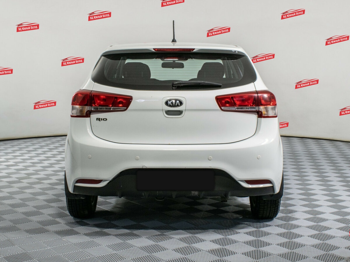 Купить Kia Rio с пробегом. Фото: #5