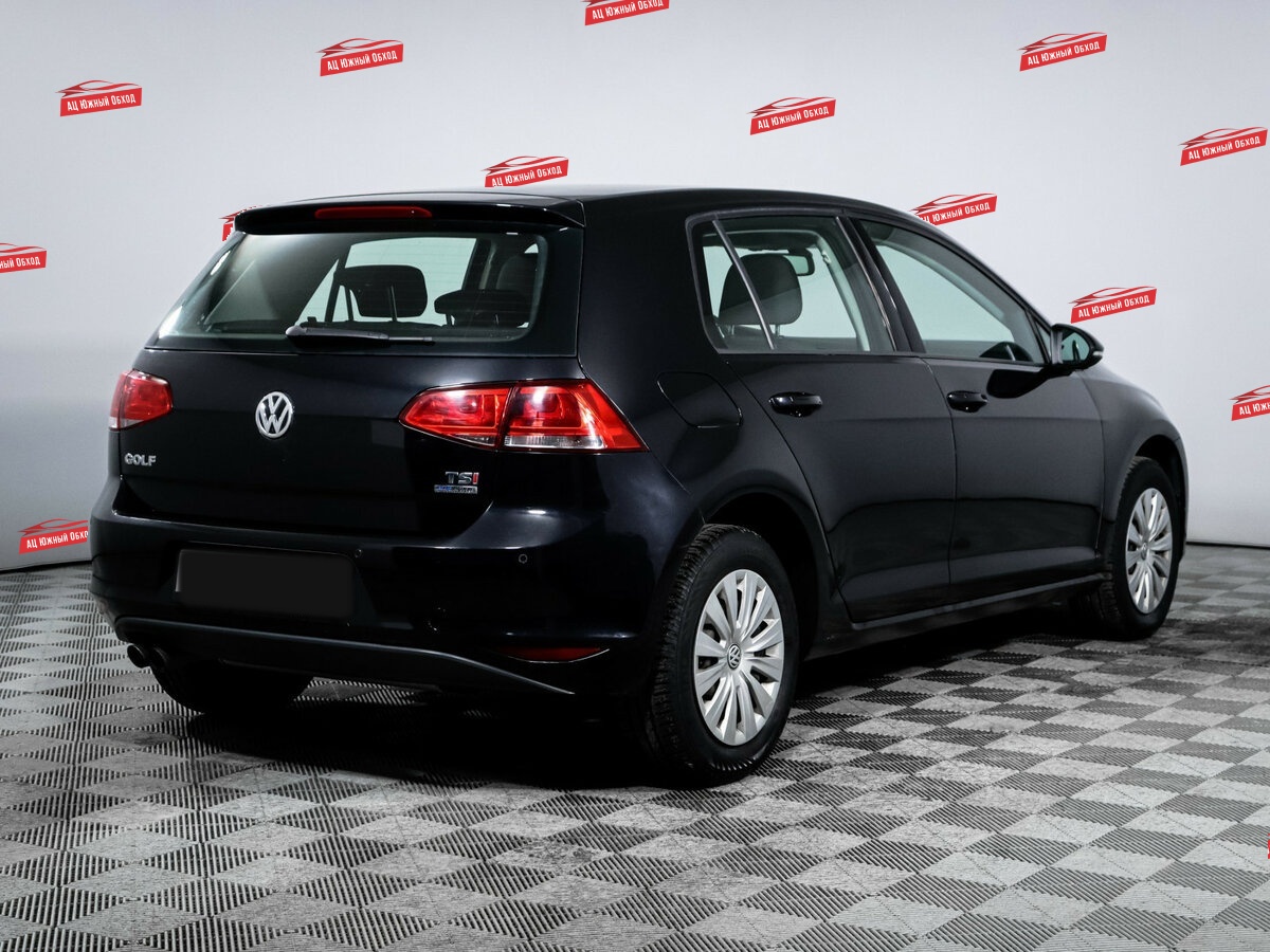 Купить Volkswagen Golf с пробегом. Фото: #3