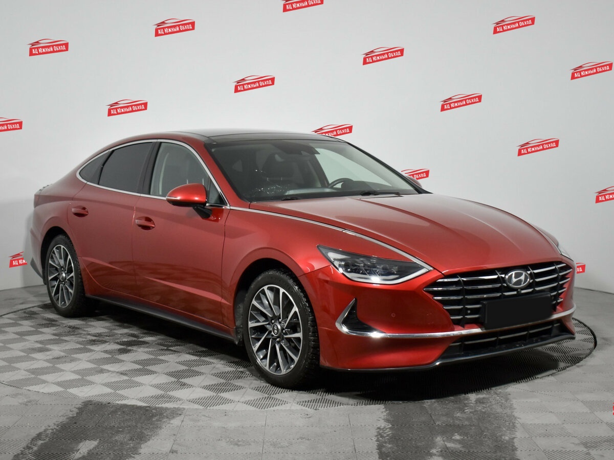 Купить Hyundai Sonata с пробегом. Фото: #2