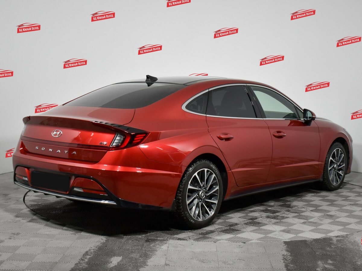 Купить Hyundai Sonata с пробегом. Фото: #4