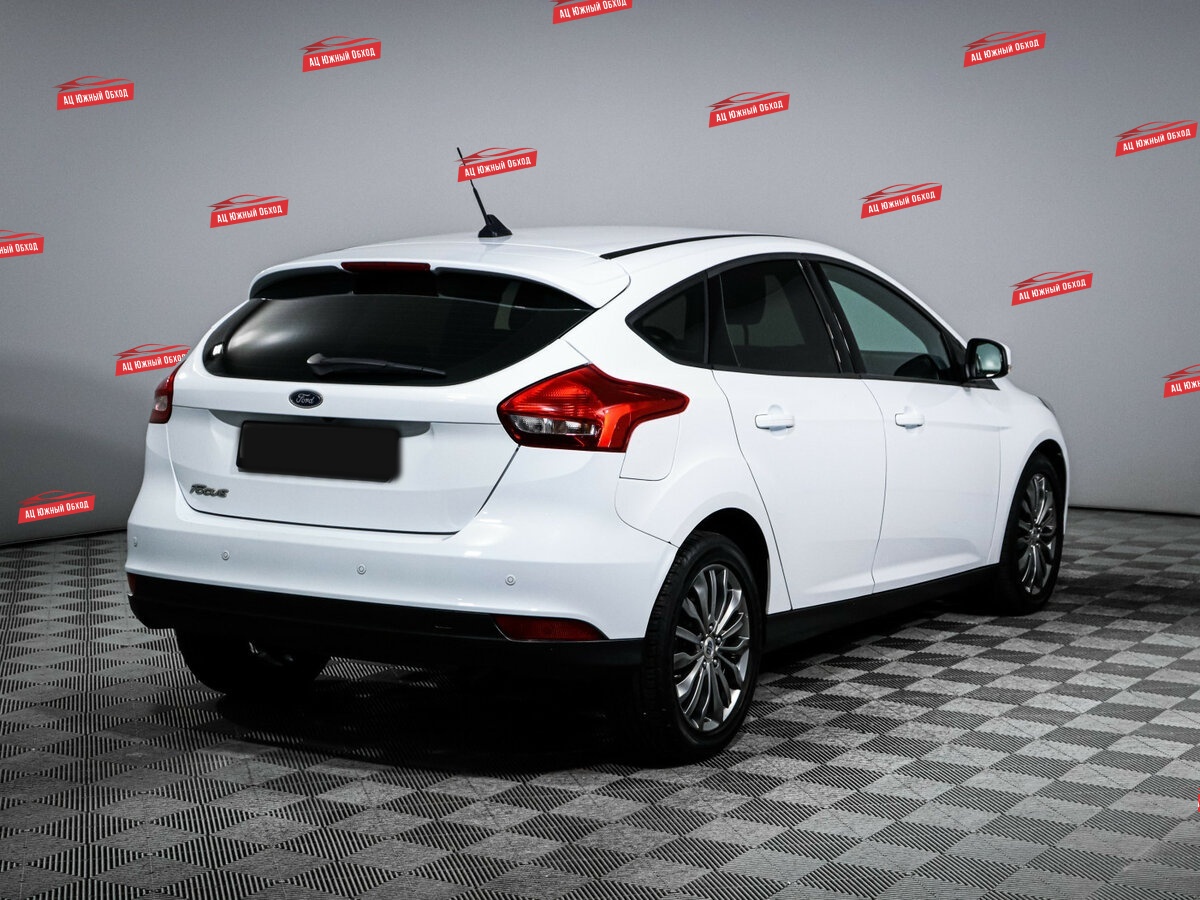 Купить Ford Focus с пробегом. Фото: #3