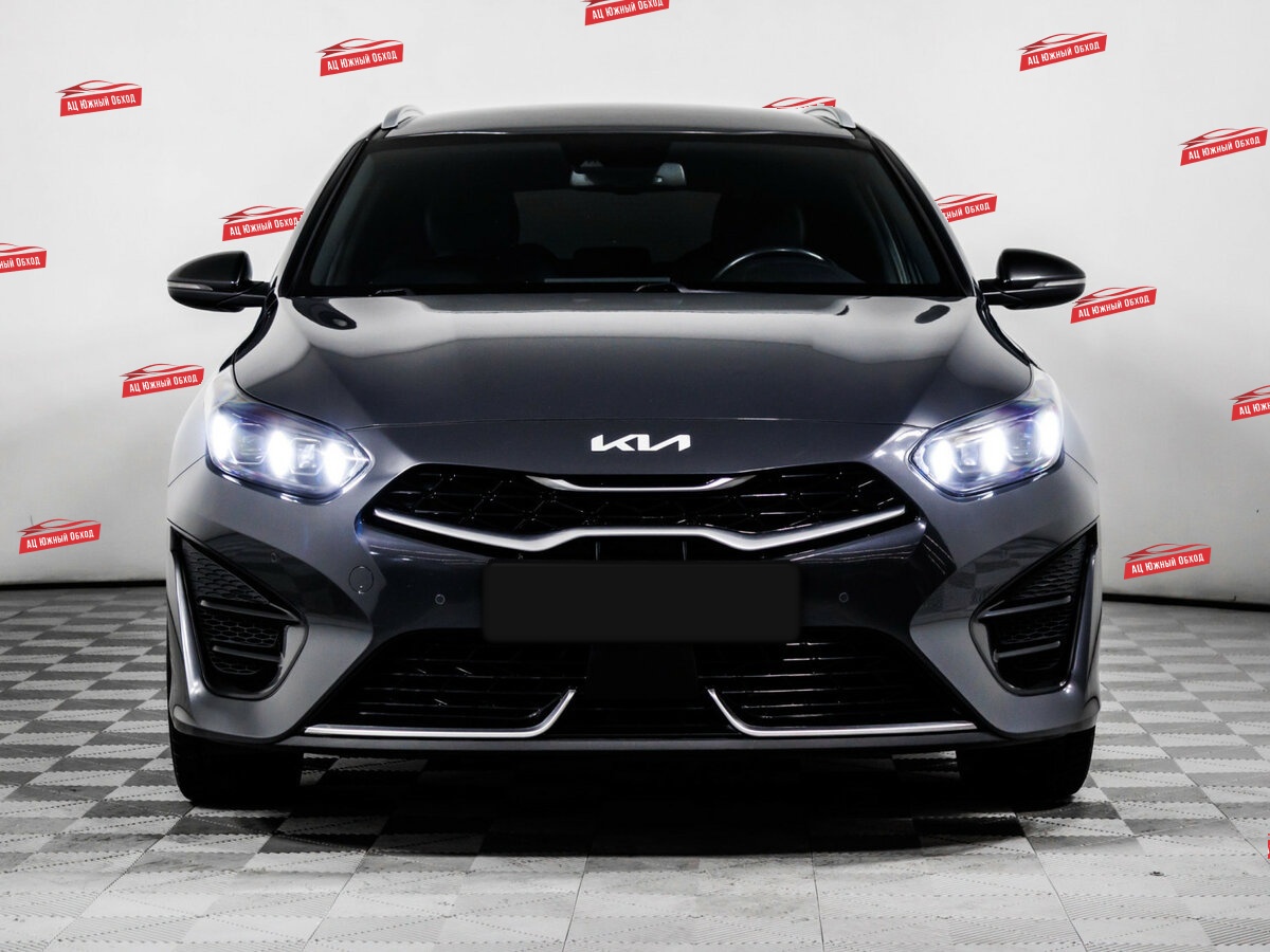 Купить Kia Ceed с пробегом. Фото: #1
