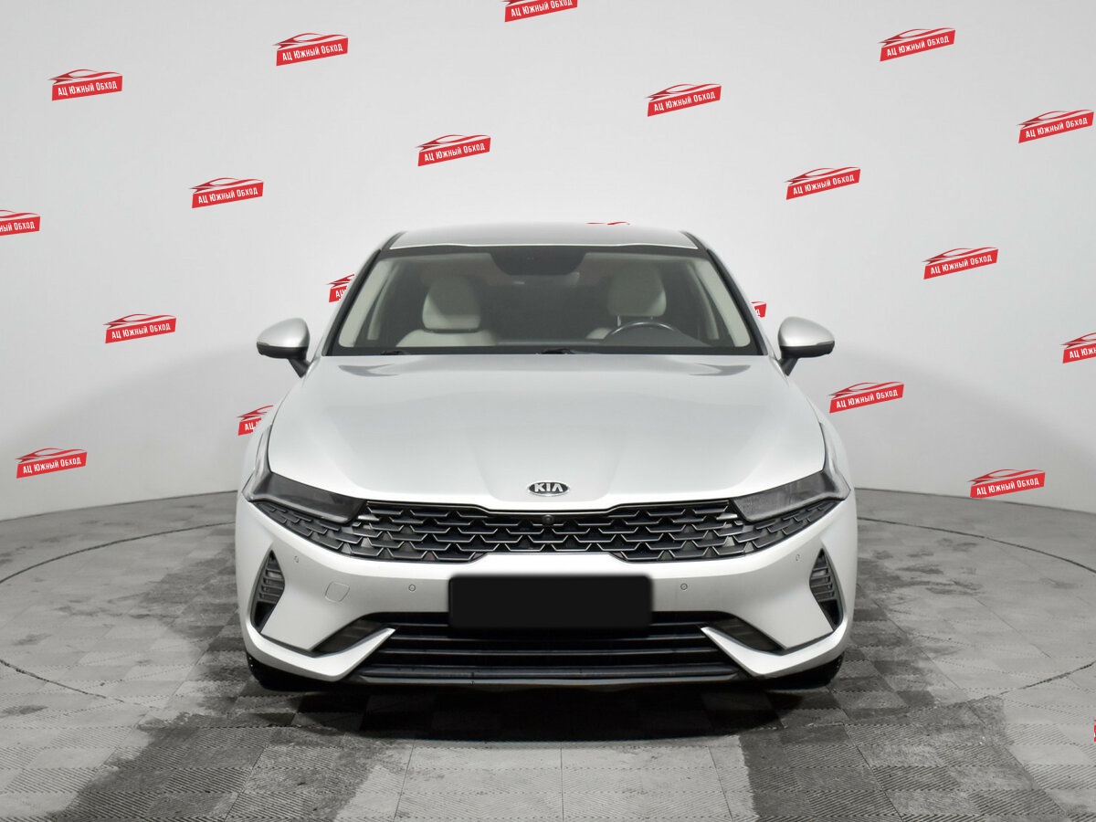 Купить Kia K5 с пробегом. Фото: #1