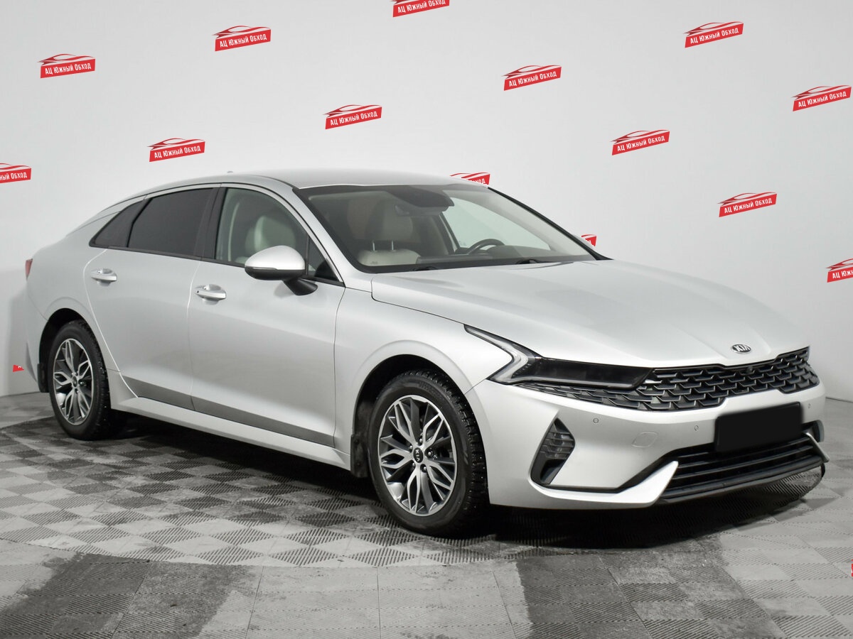 Купить Kia K5 с пробегом. Фото: #2