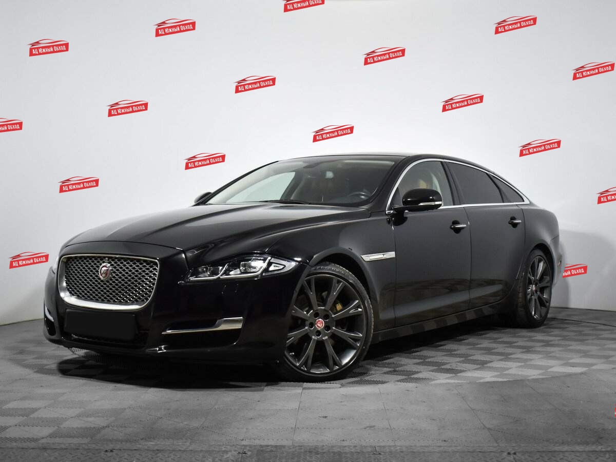 Jaguar XJ
