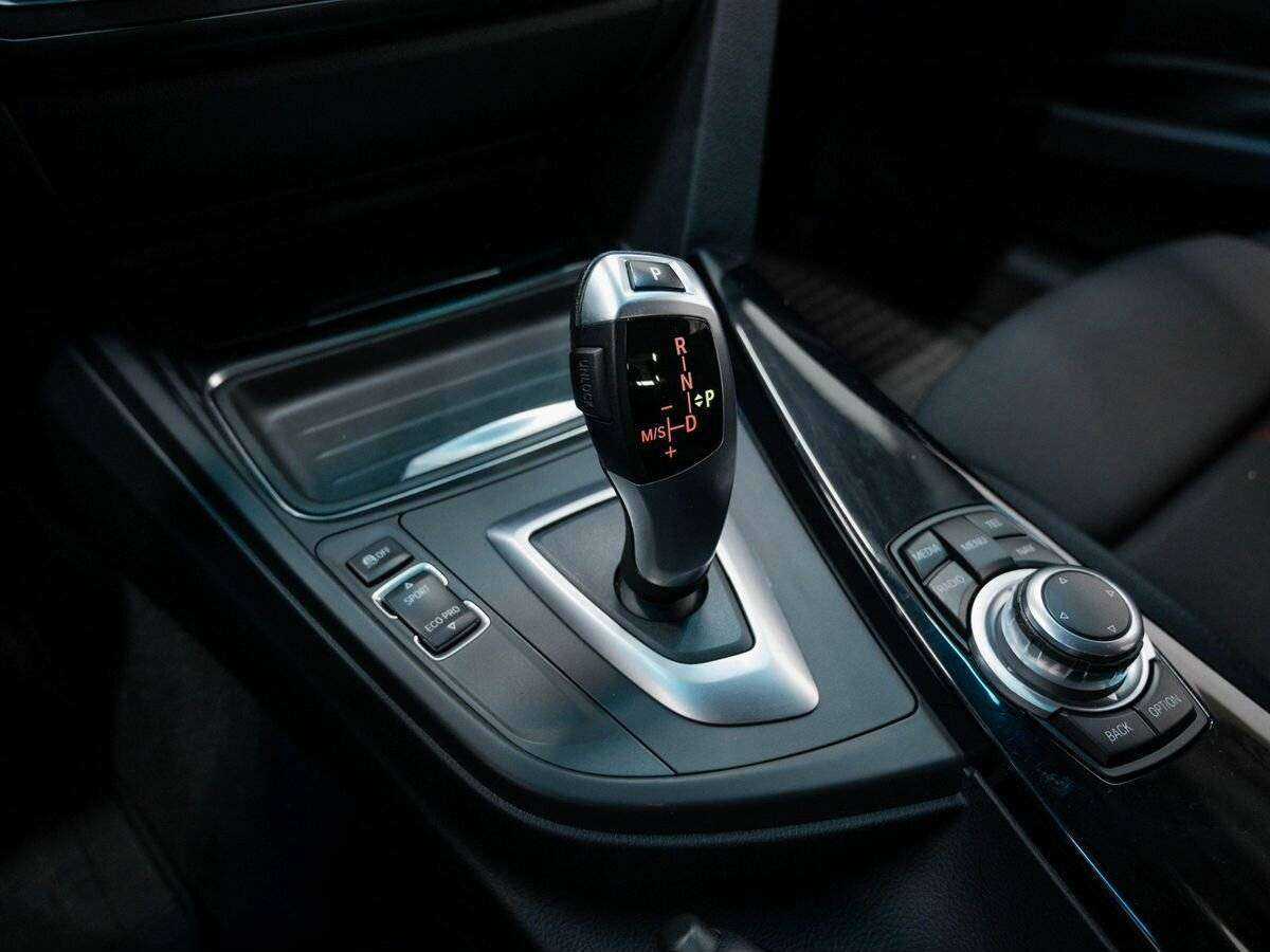 Купить BMW 3 серии с пробегом. Фото: #17