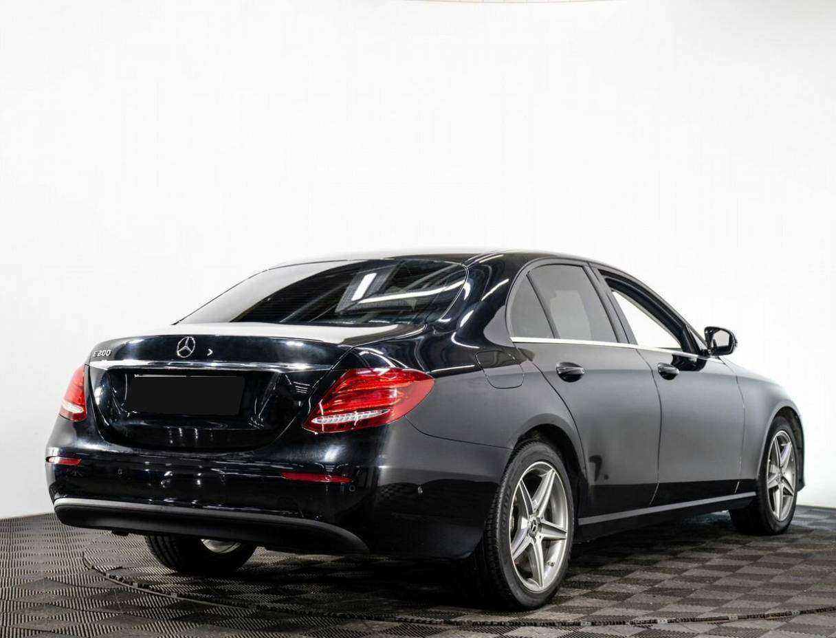 Купить Mercedes-Benz E-Класс с пробегом. Фото: #5