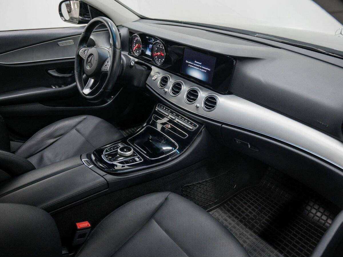 Купить Mercedes-Benz E-Класс с пробегом. Фото: #6