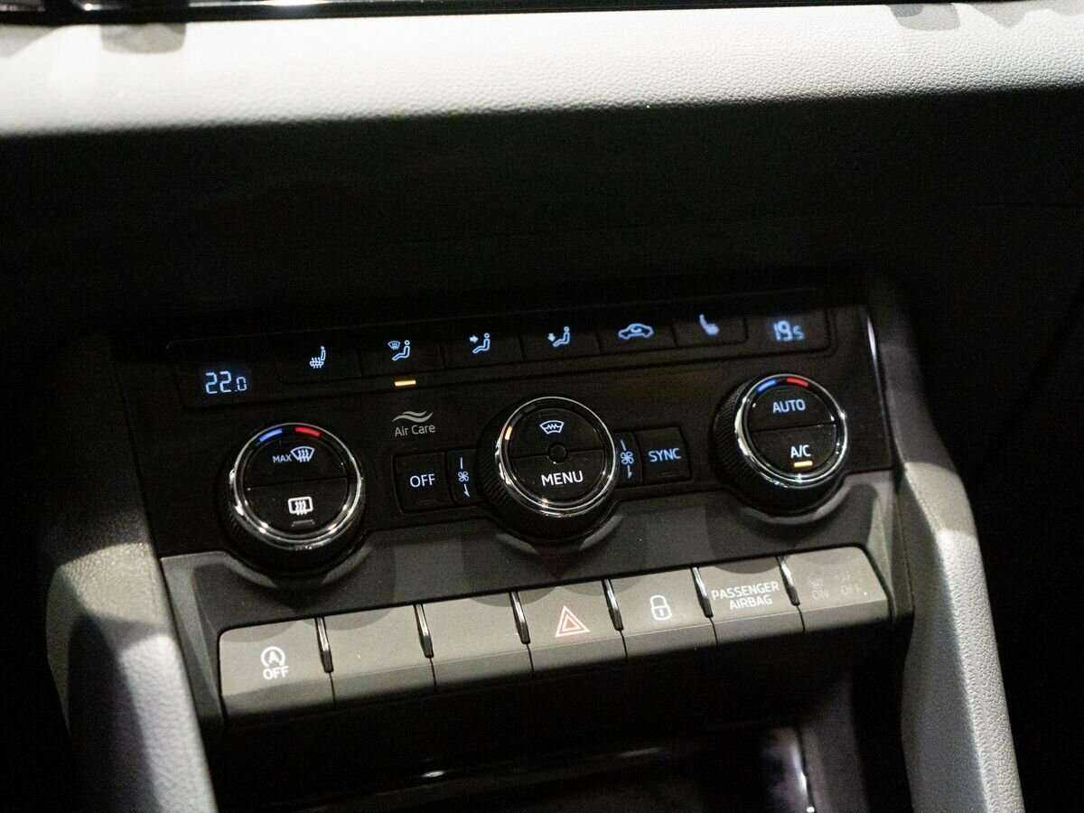 Купить Skoda Karoq с пробегом. Фото: #11