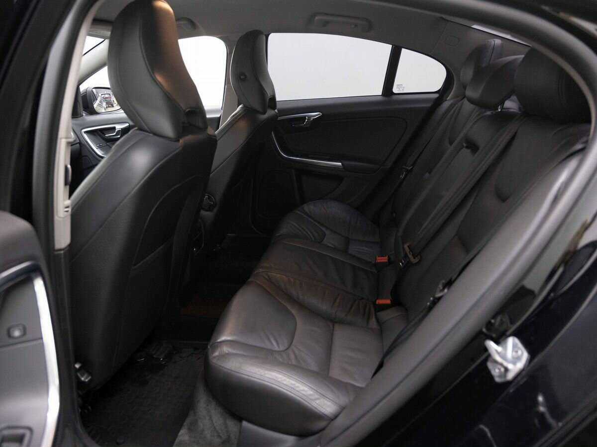 Купить Volvo S60 с пробегом. Фото: #11