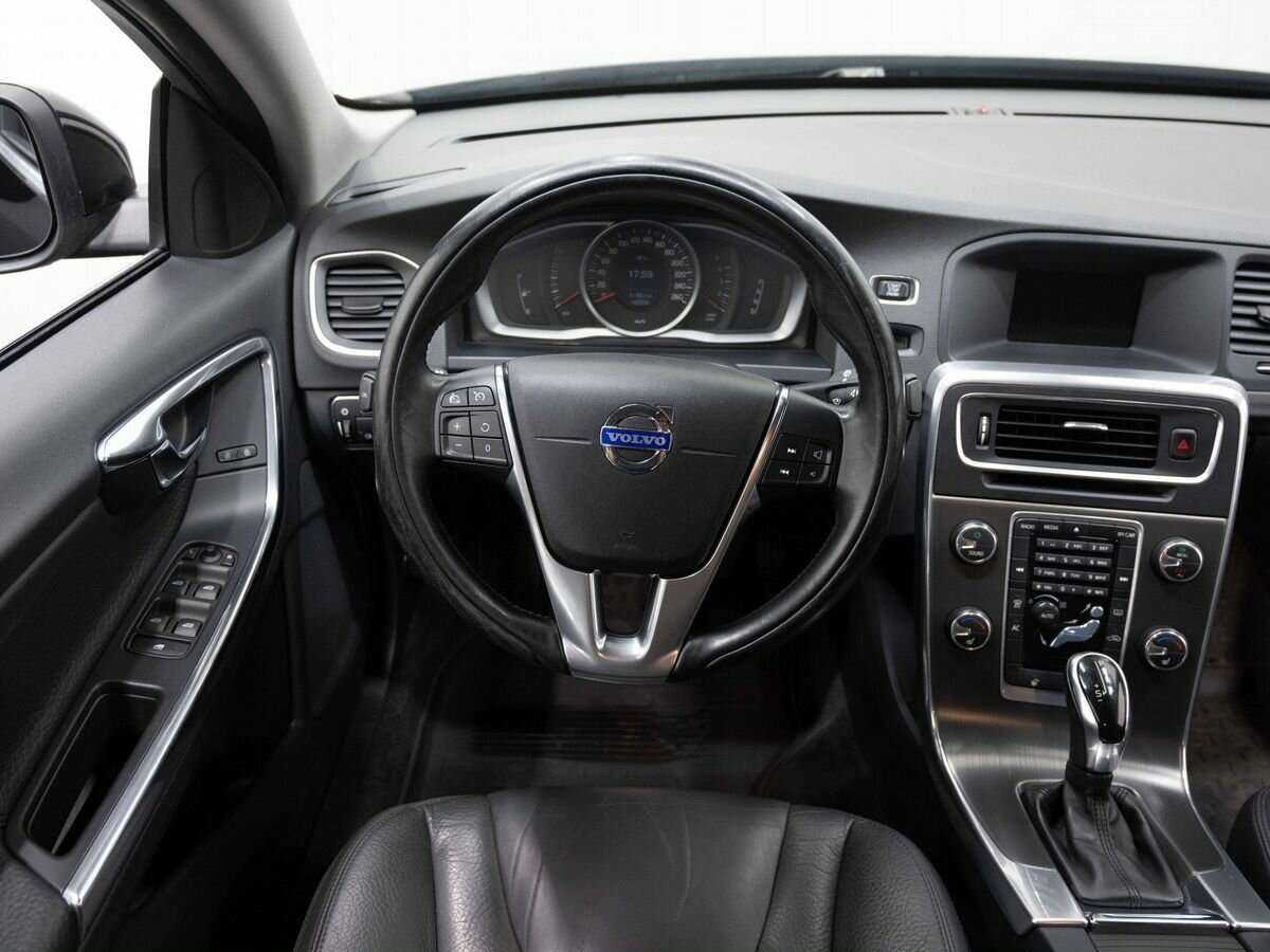 Купить Volvo S60 с пробегом. Фото: #16