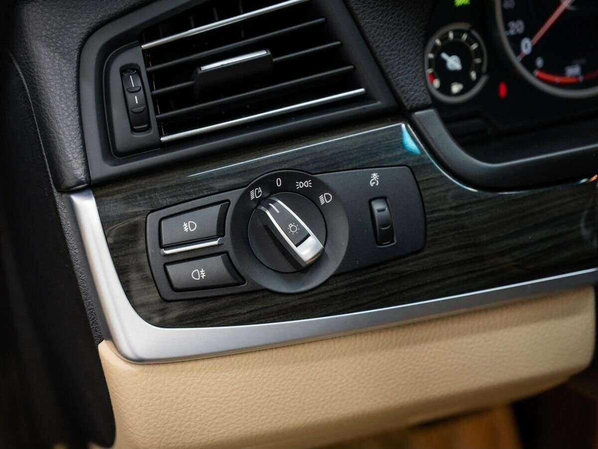 Купить BMW 5 серии с пробегом. Фото: #15