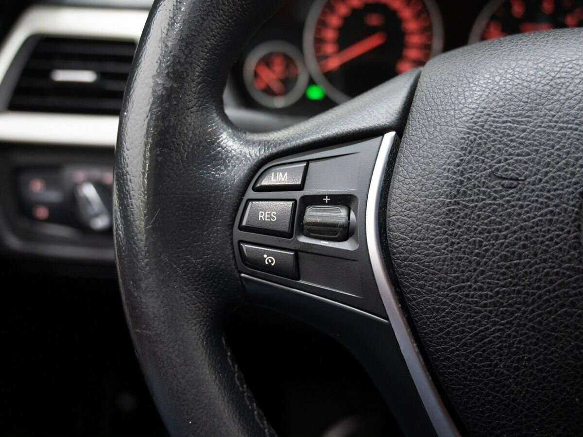 Купить BMW 3 серии с пробегом. Фото: #15