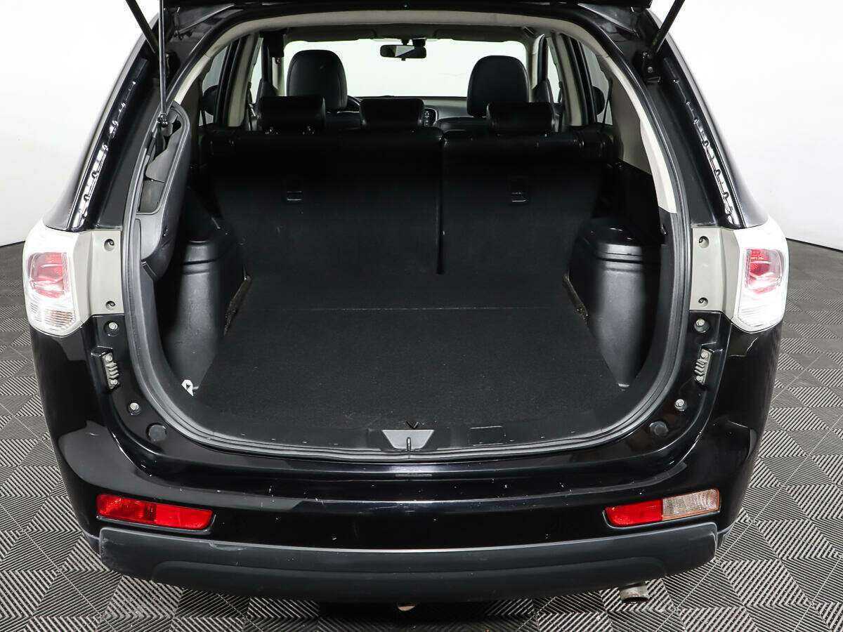 Купить Mitsubishi Outlander с пробегом. Фото: #8