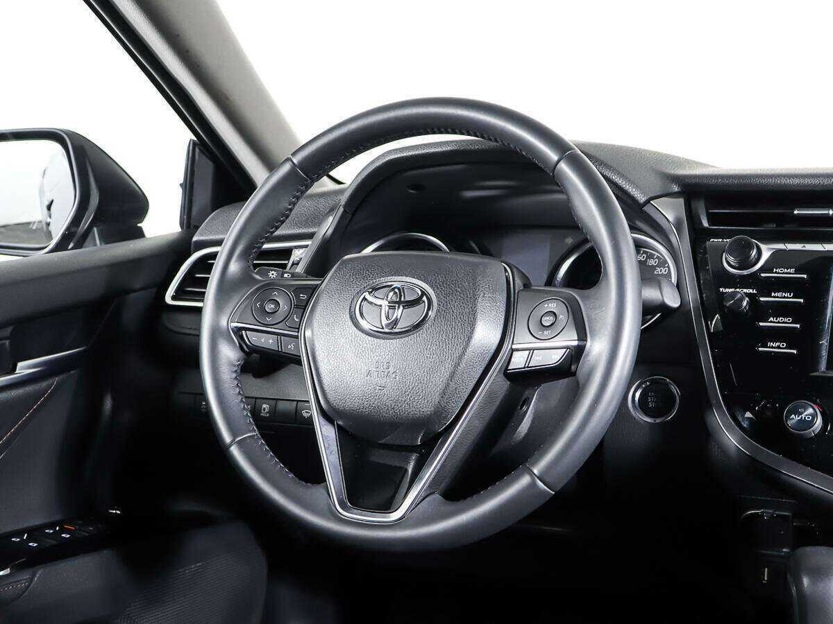Купить Toyota Camry с пробегом. Фото: #14