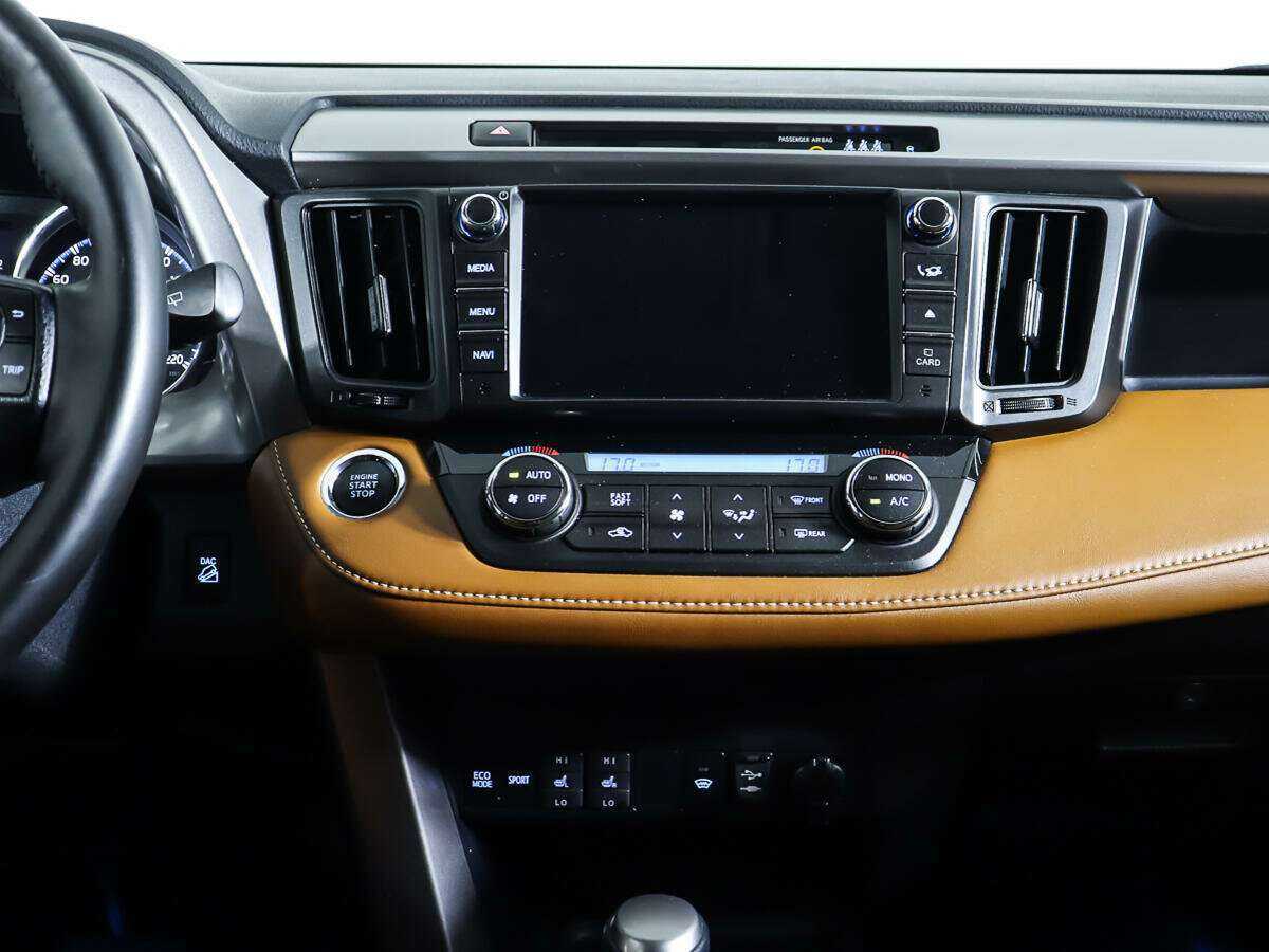 Купить Toyota RAV4 с пробегом. Фото: #11