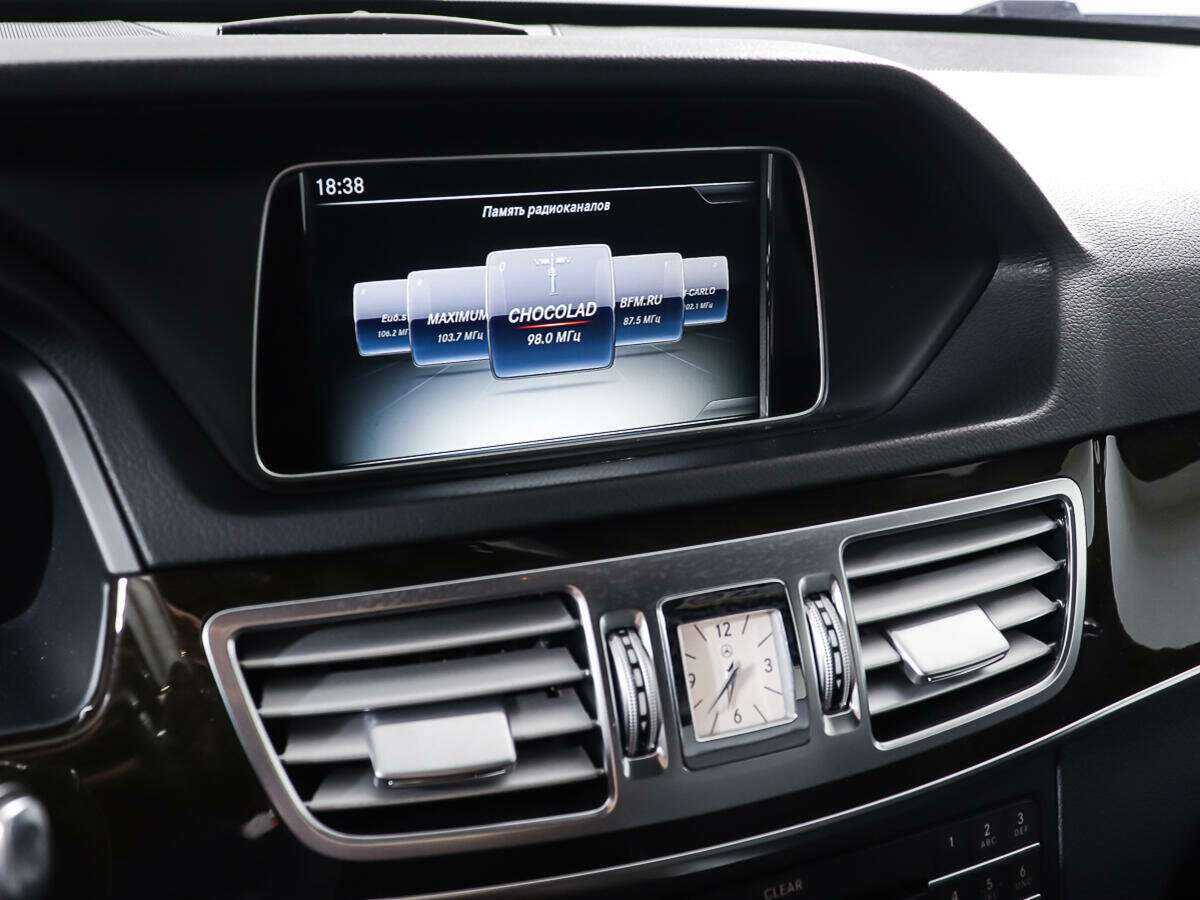 Купить Mercedes-Benz E-Класс с пробегом. Фото: #17