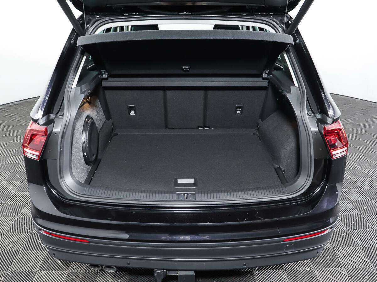 Купить Volkswagen Tiguan с пробегом. Фото: #8