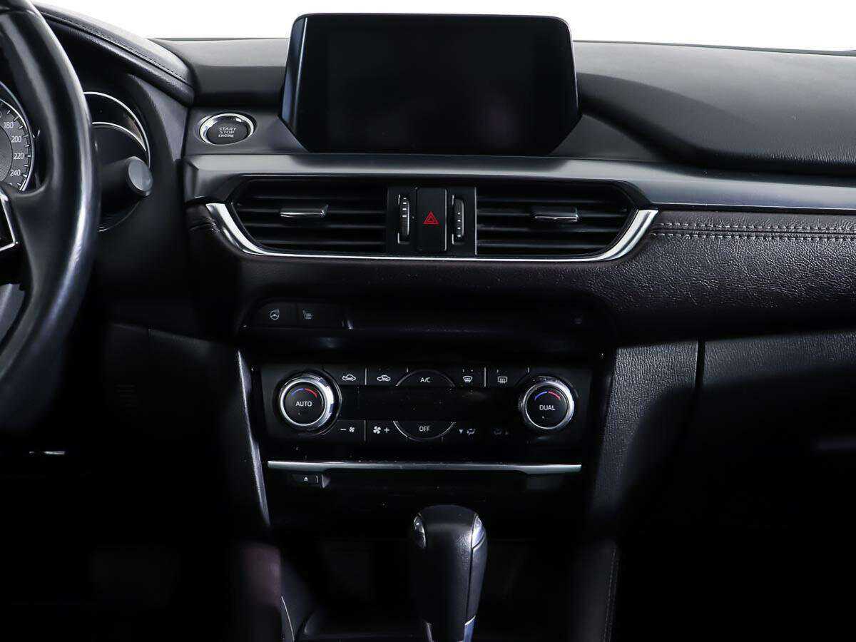 Купить Mazda 6 с пробегом. Фото: #11