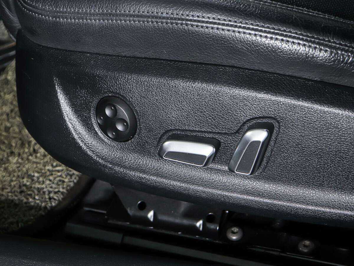 Купить Audi A6 с пробегом. Фото: #17