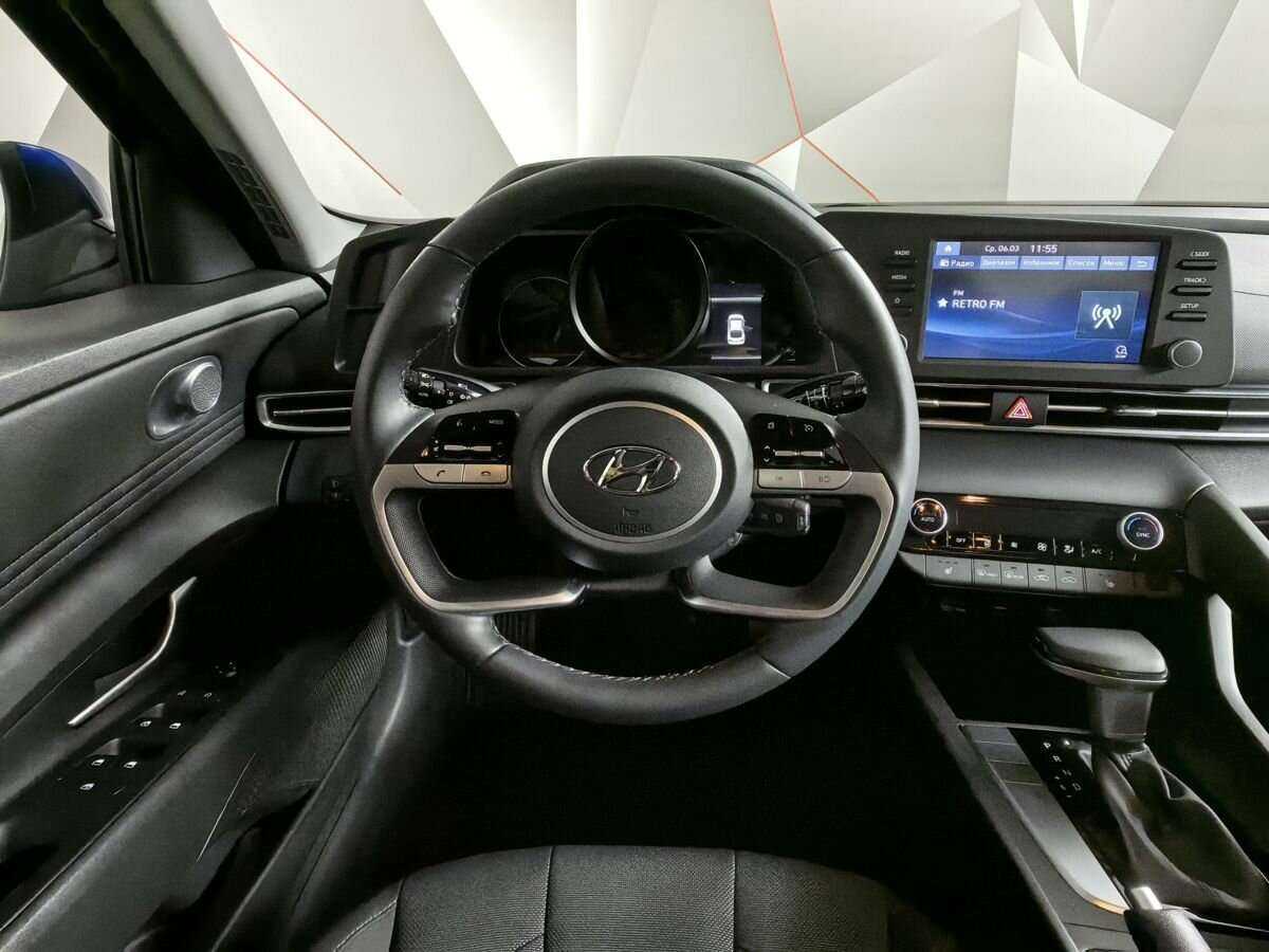 Купить Hyundai Elantra с пробегом. Фото: #14