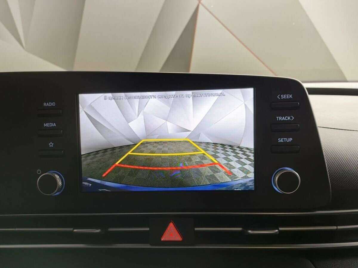 Купить Hyundai Elantra с пробегом. Фото: #20