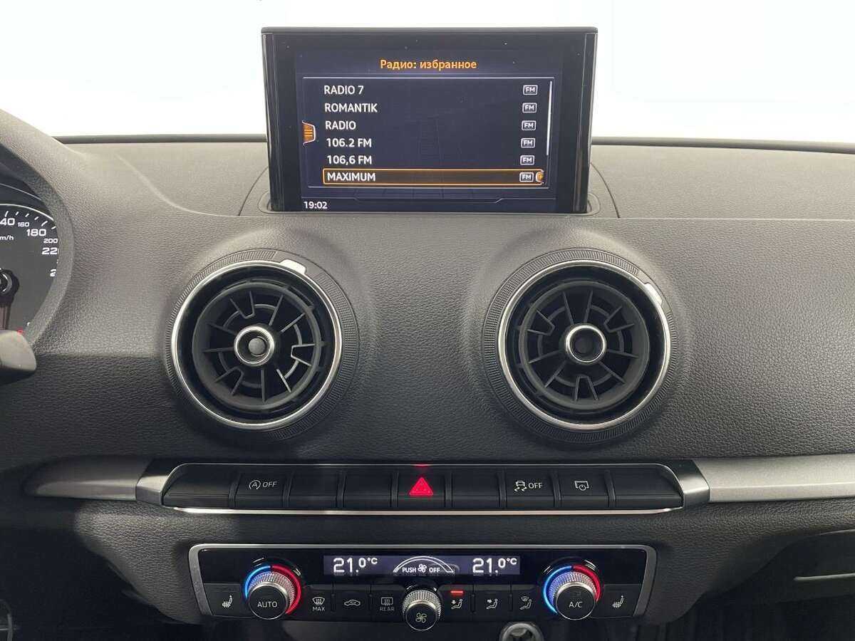 Купить Audi A3 с пробегом. Фото: #11