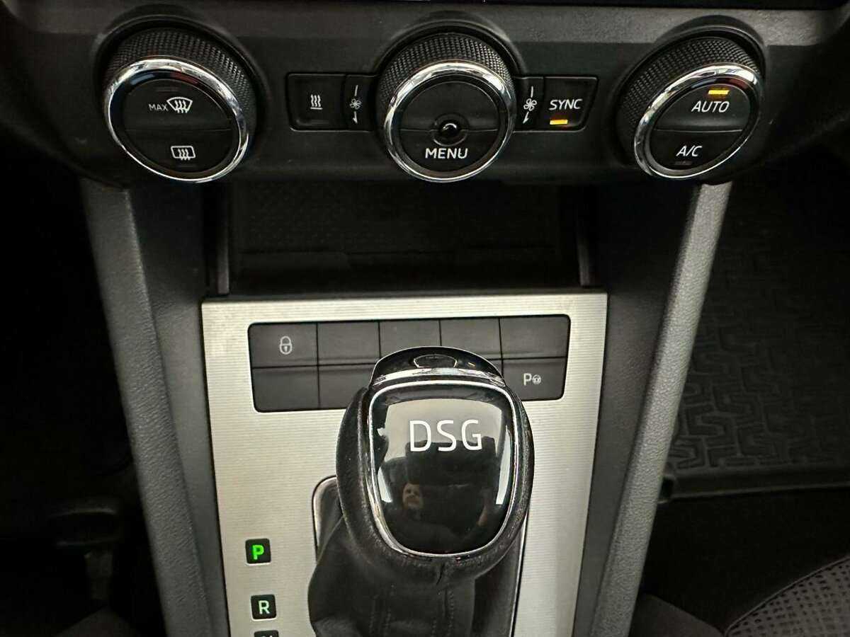 Купить Skoda Octavia с пробегом. Фото: #12