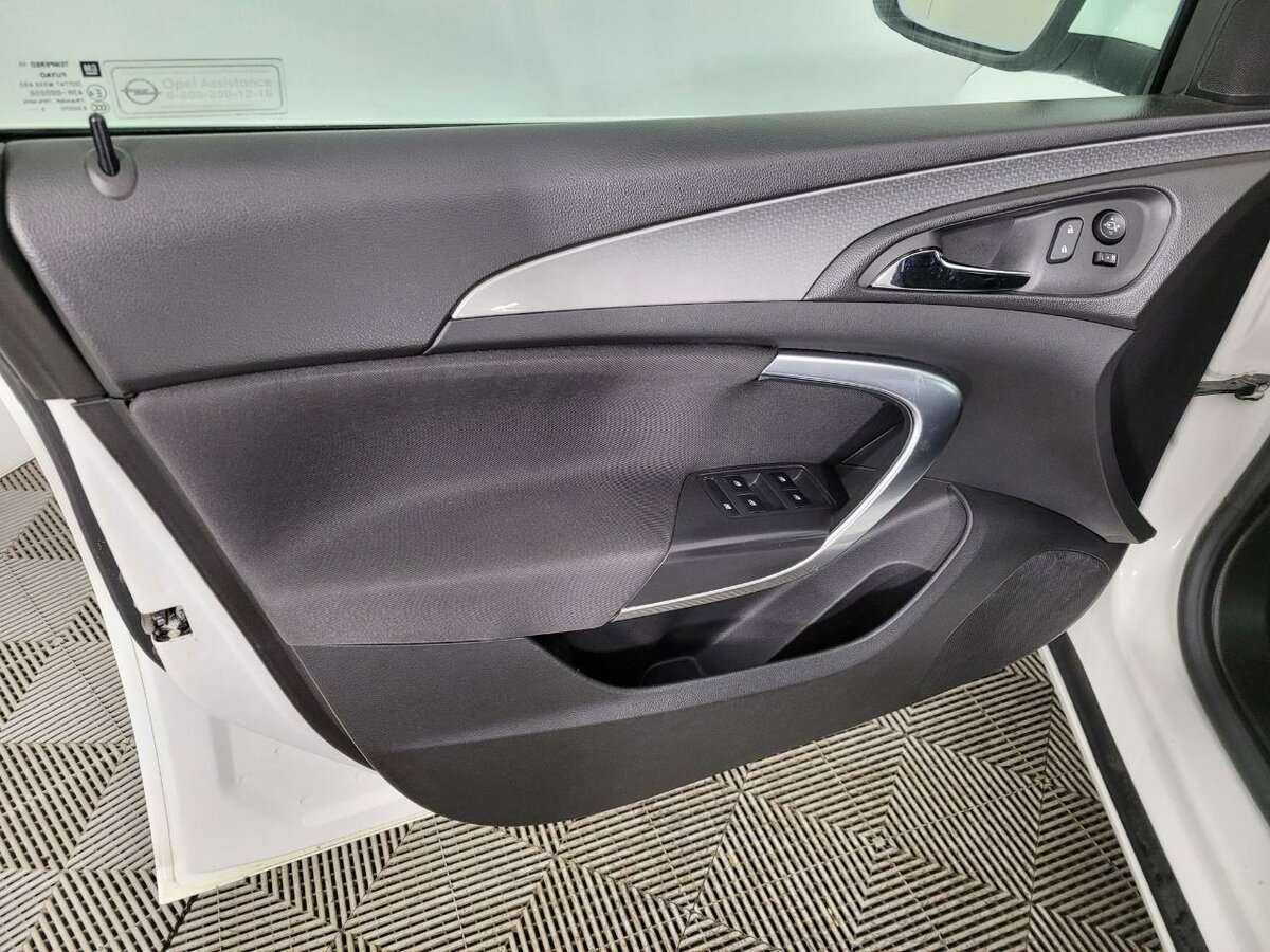 Купить Opel Insignia с пробегом. Фото: #7