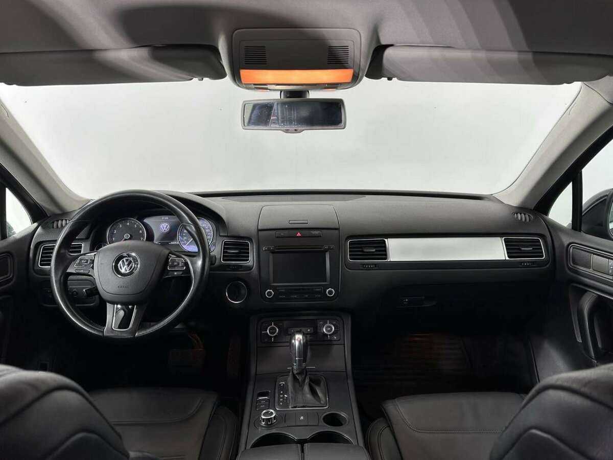 Купить Volkswagen Touareg с пробегом. Фото: #6