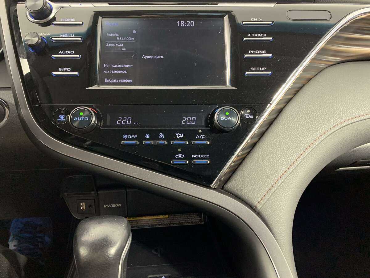 Купить Toyota Camry с пробегом. Фото: #10