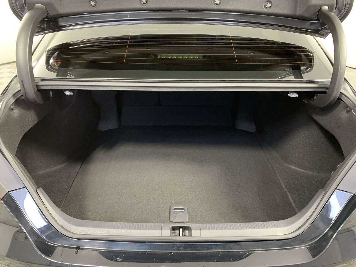 Купить Toyota Camry с пробегом. Фото: #9