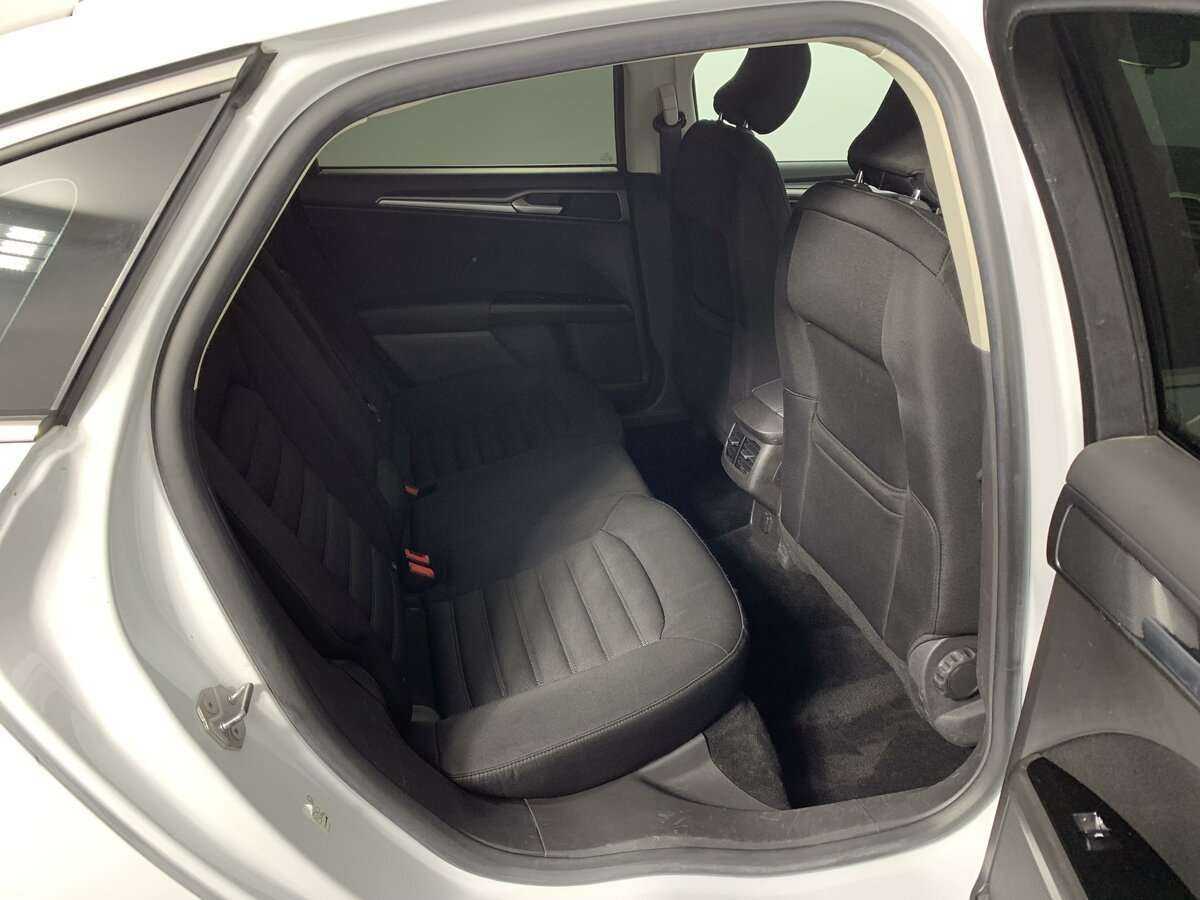 Купить Ford Mondeo с пробегом. Фото: #14