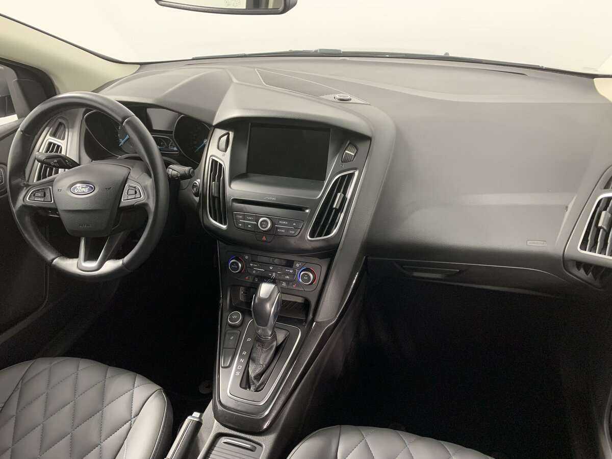 Купить Ford Focus с пробегом. Фото: #7