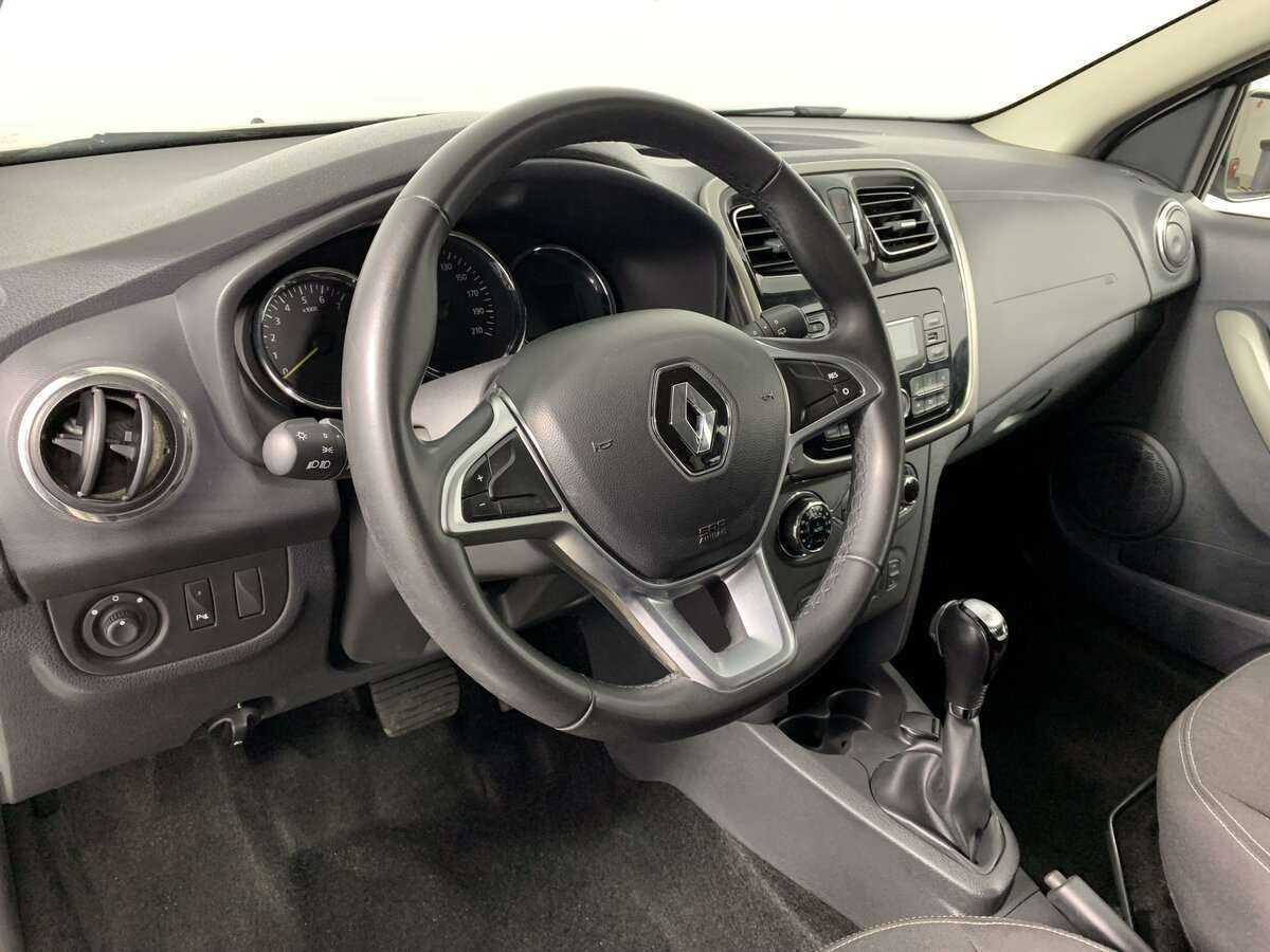 Купить Renault Sandero с пробегом. Фото: #15