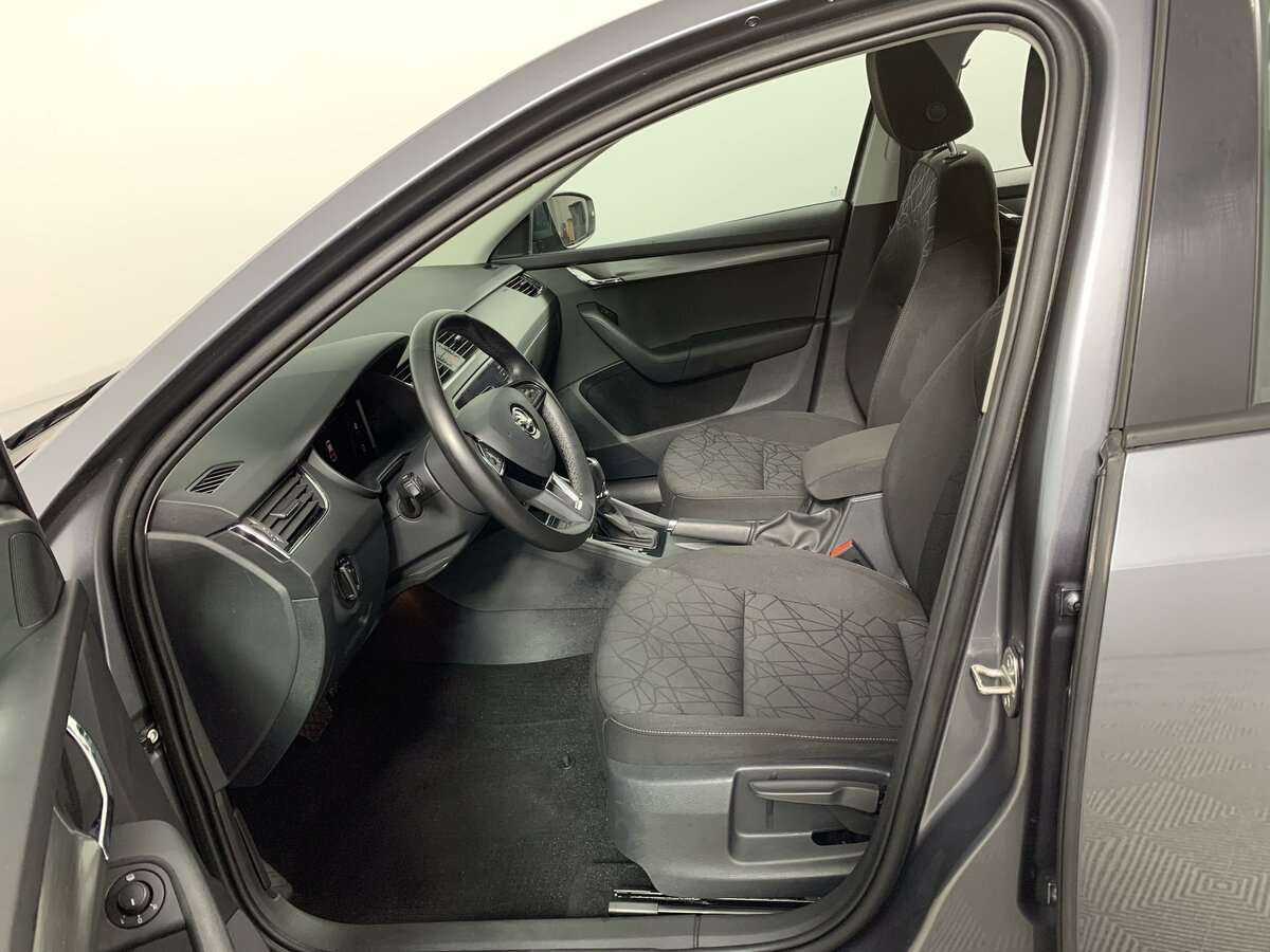 Купить Skoda Octavia с пробегом. Фото: #13