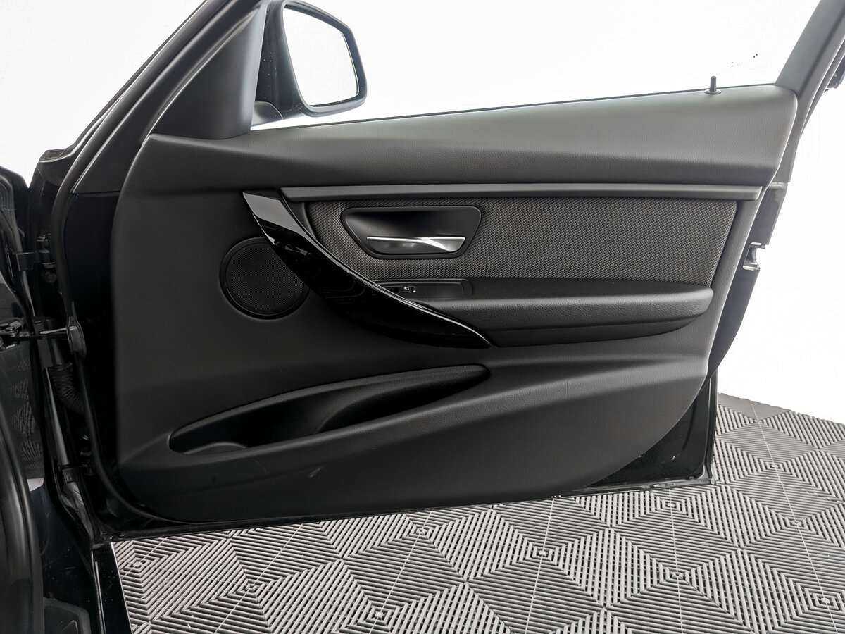 Купить BMW 3 серии с пробегом. Фото: #19