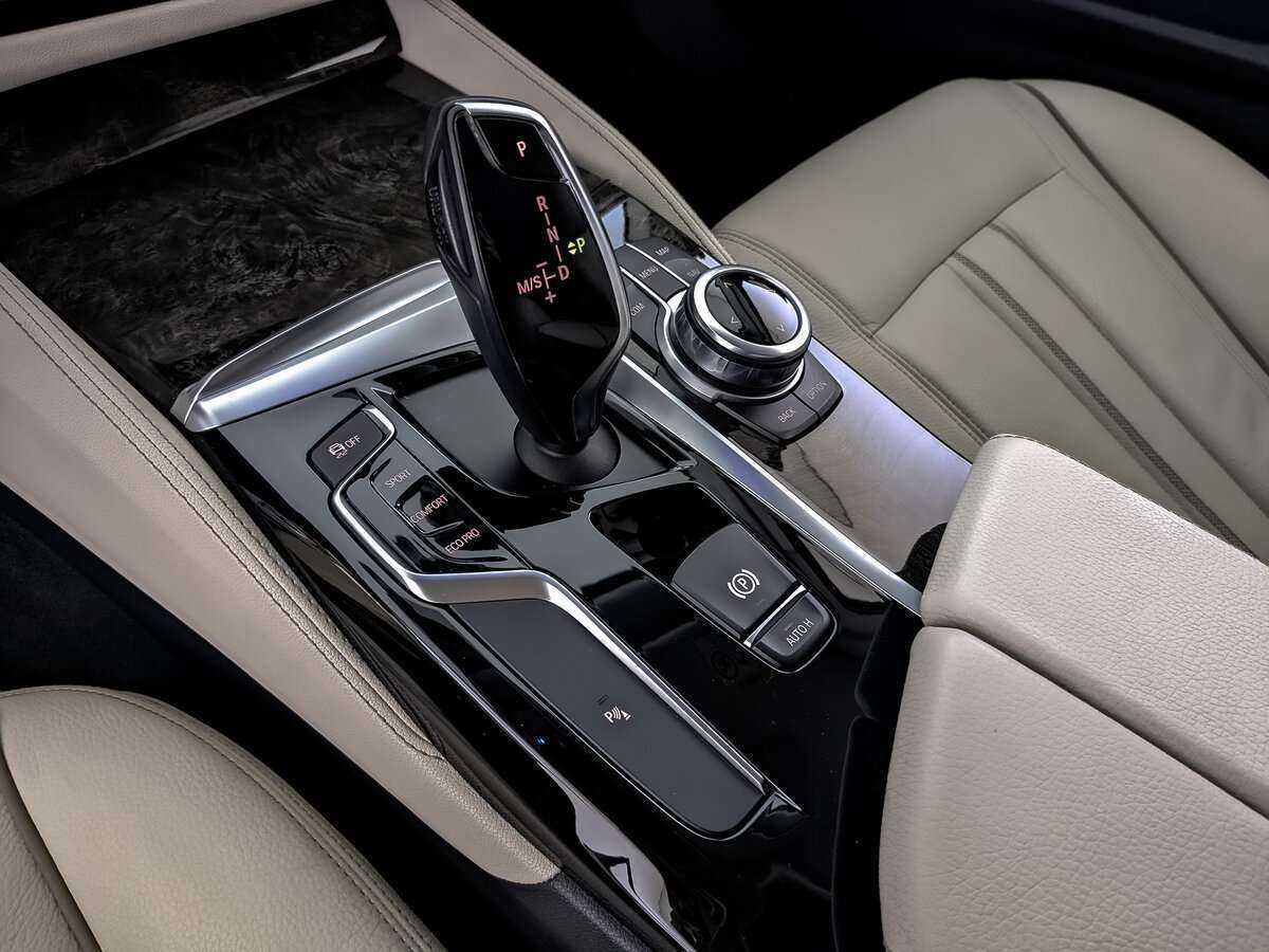 Купить BMW 5 серии с пробегом. Фото: #21