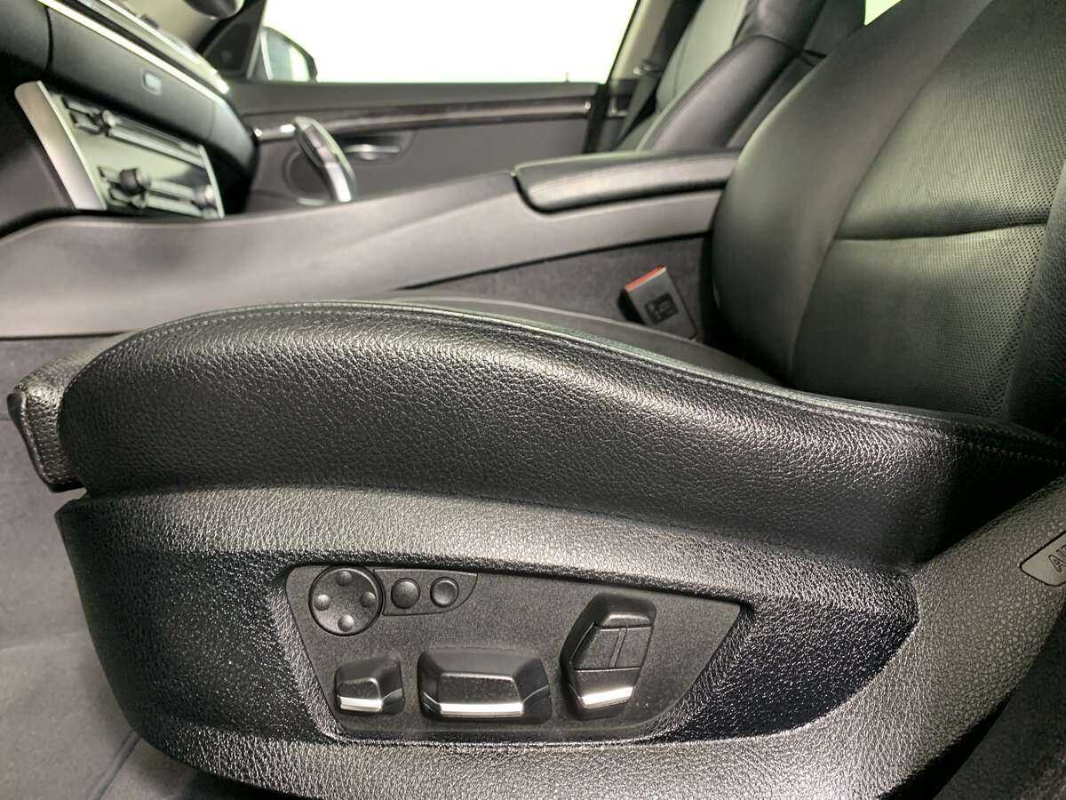 Купить BMW 5 серии с пробегом. Фото: #12